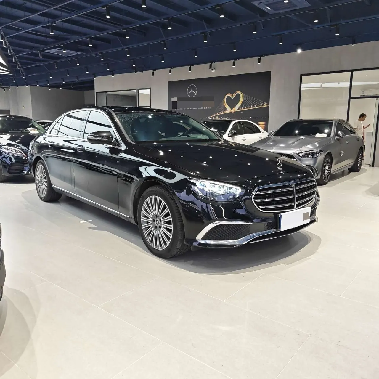 Mercedes Benz E Class 2021 E 300 L 2.0T Luxury Automatic Gear 3