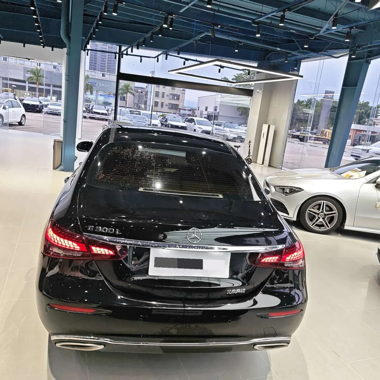 Mercedes Benz E Class 2021 E 300 L 2.0T Luxury Automatic Gear 5