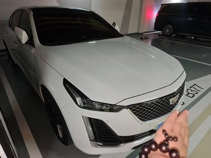Cadillac 2021 CT5 2.0T 28T luxury automatic gear 3