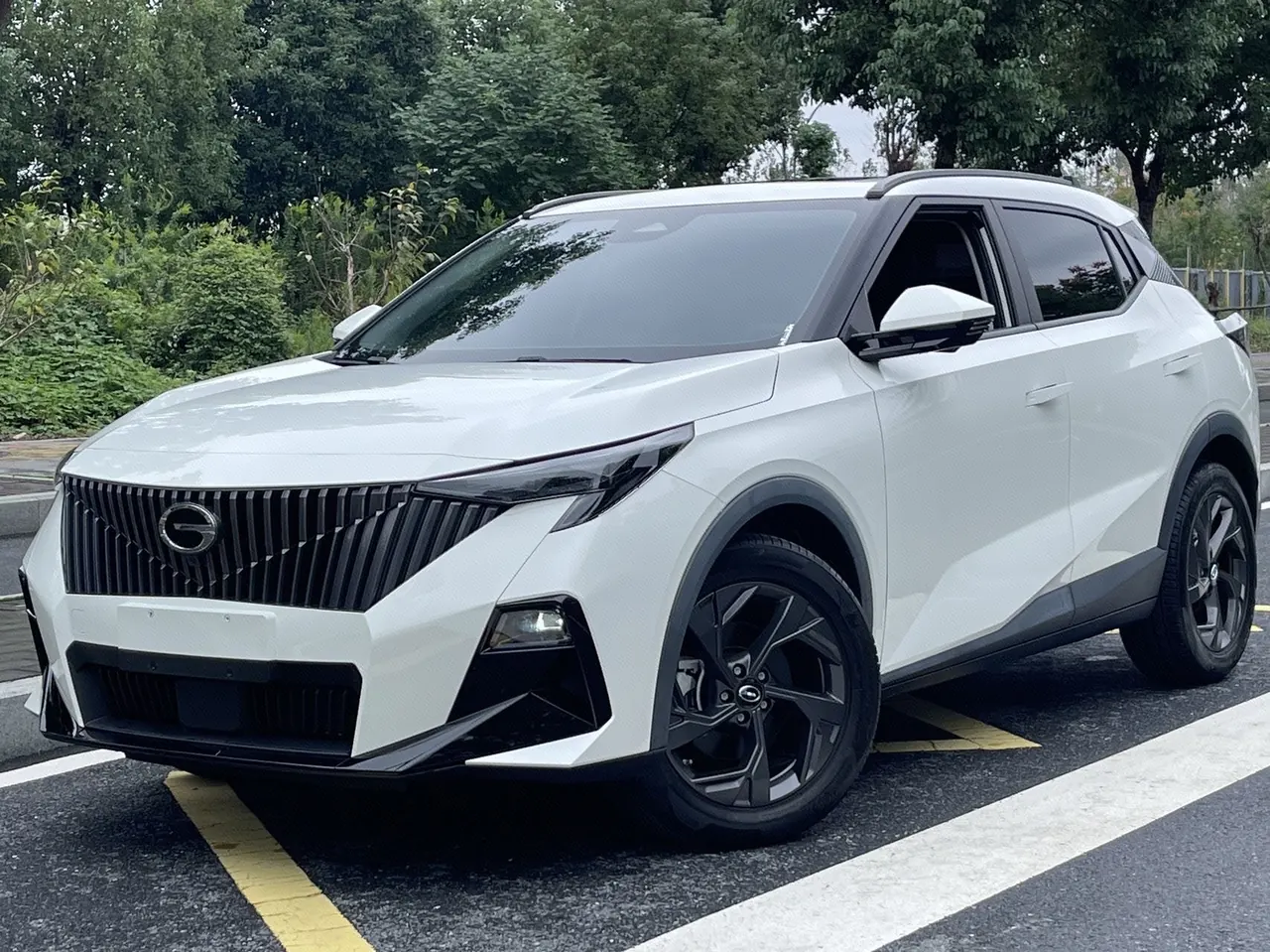 Открыть галерею: Chuanqi 2023 GS3 Speed 1.5T 270T Jin Zhi Edition Automatic Gear