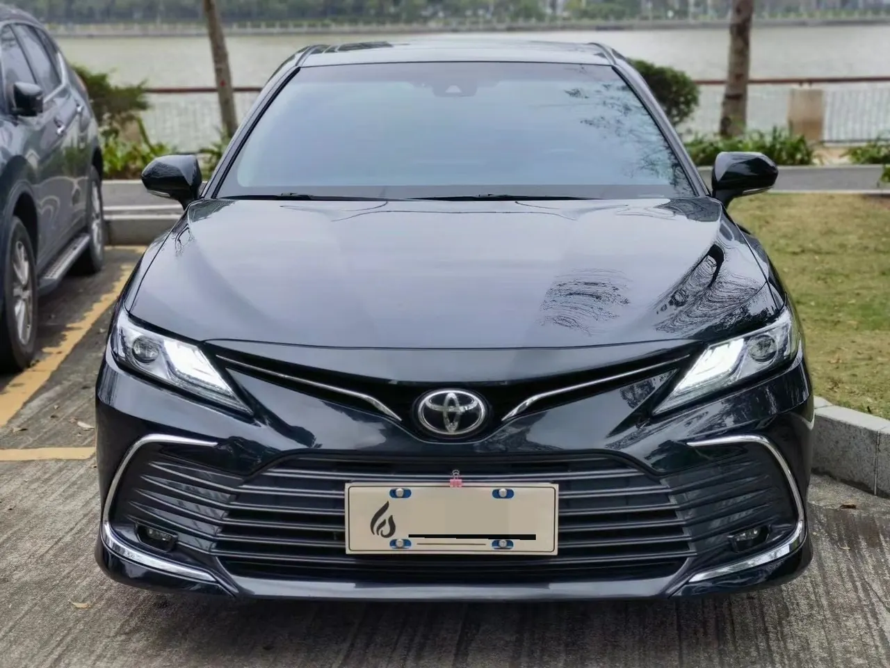 Toyota 2021 Camry 2.0G Stepless Deluxe Edition Automatic Gear 2