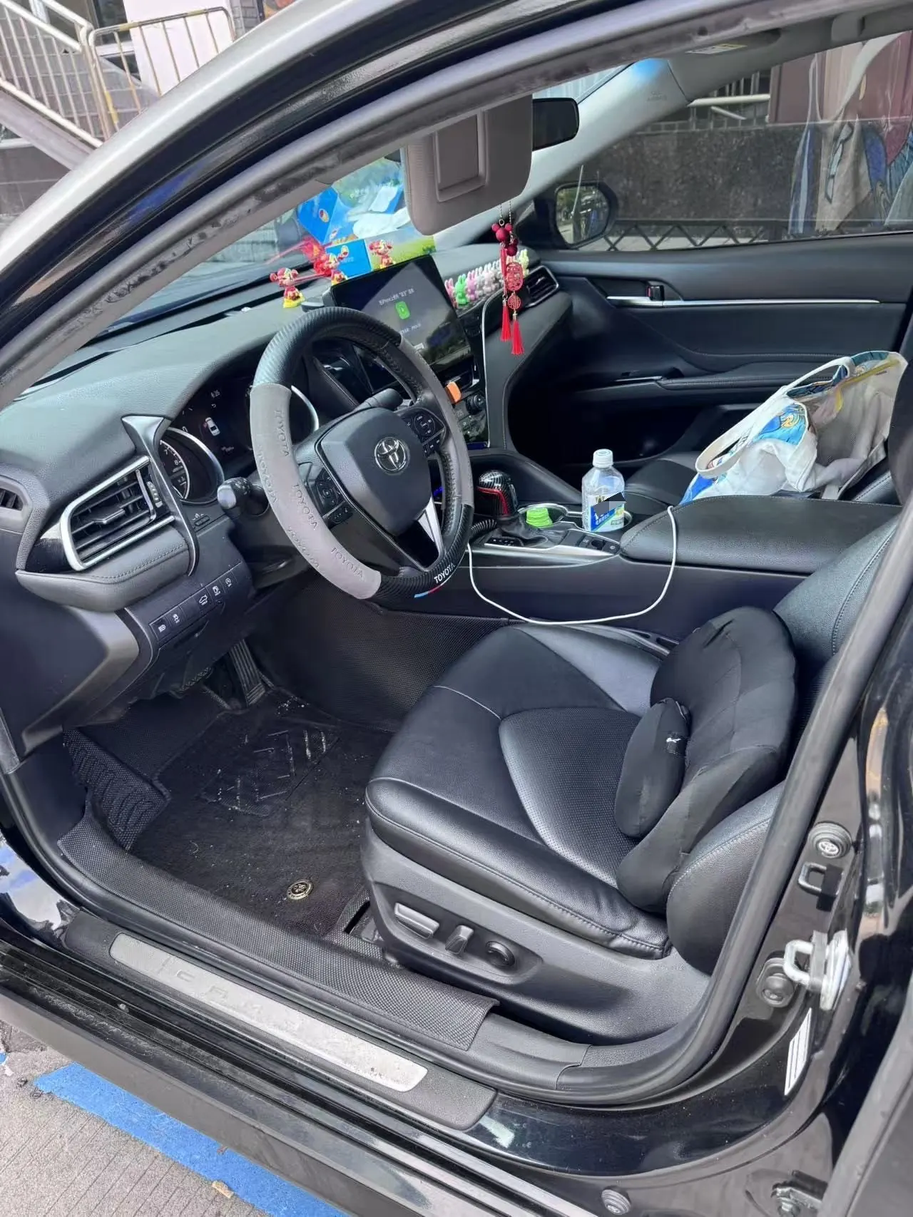 Toyota 2021 Camry 2.0G Stepless Deluxe Edition Automatic Gear 3