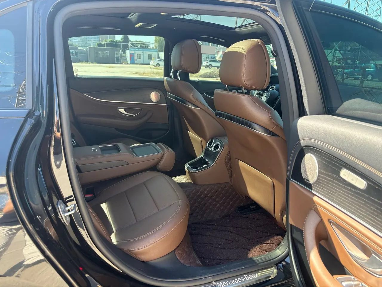 Mercedes Benz E-Class 2021 E 300 L 2.0T Sports Fashion Automatic Gear 3