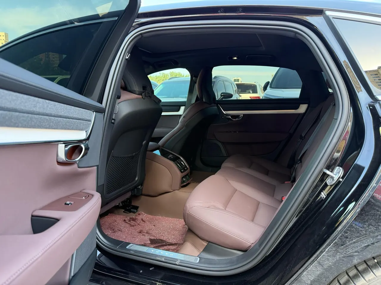 Volvo 2026 S90 48V 2.0T B5 Zhiyuan Deluxe Edition Automatic Gear 7