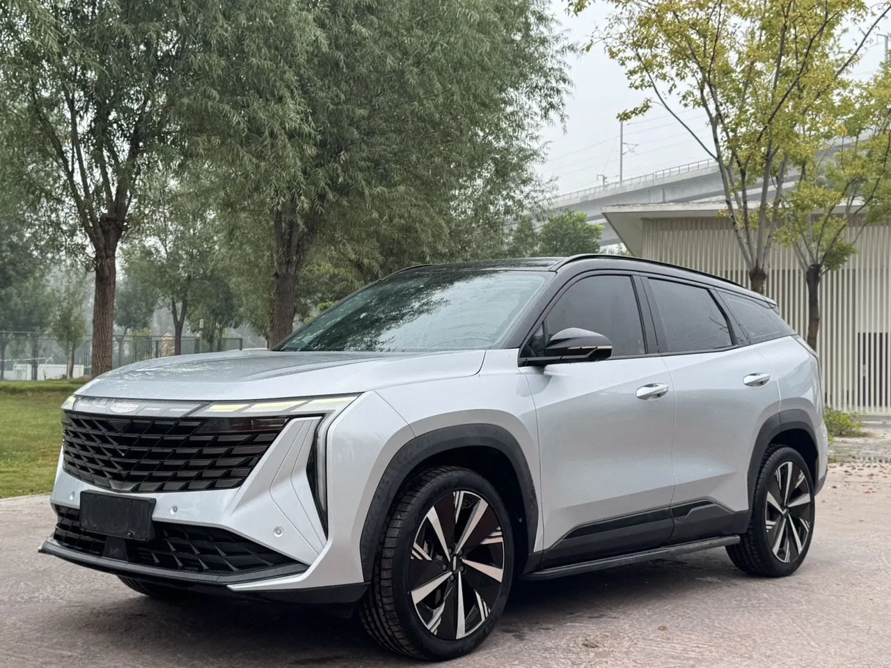 Open image lightbox: Geely 2023 Boyue L 2.0TD Flagship Automatic Gear