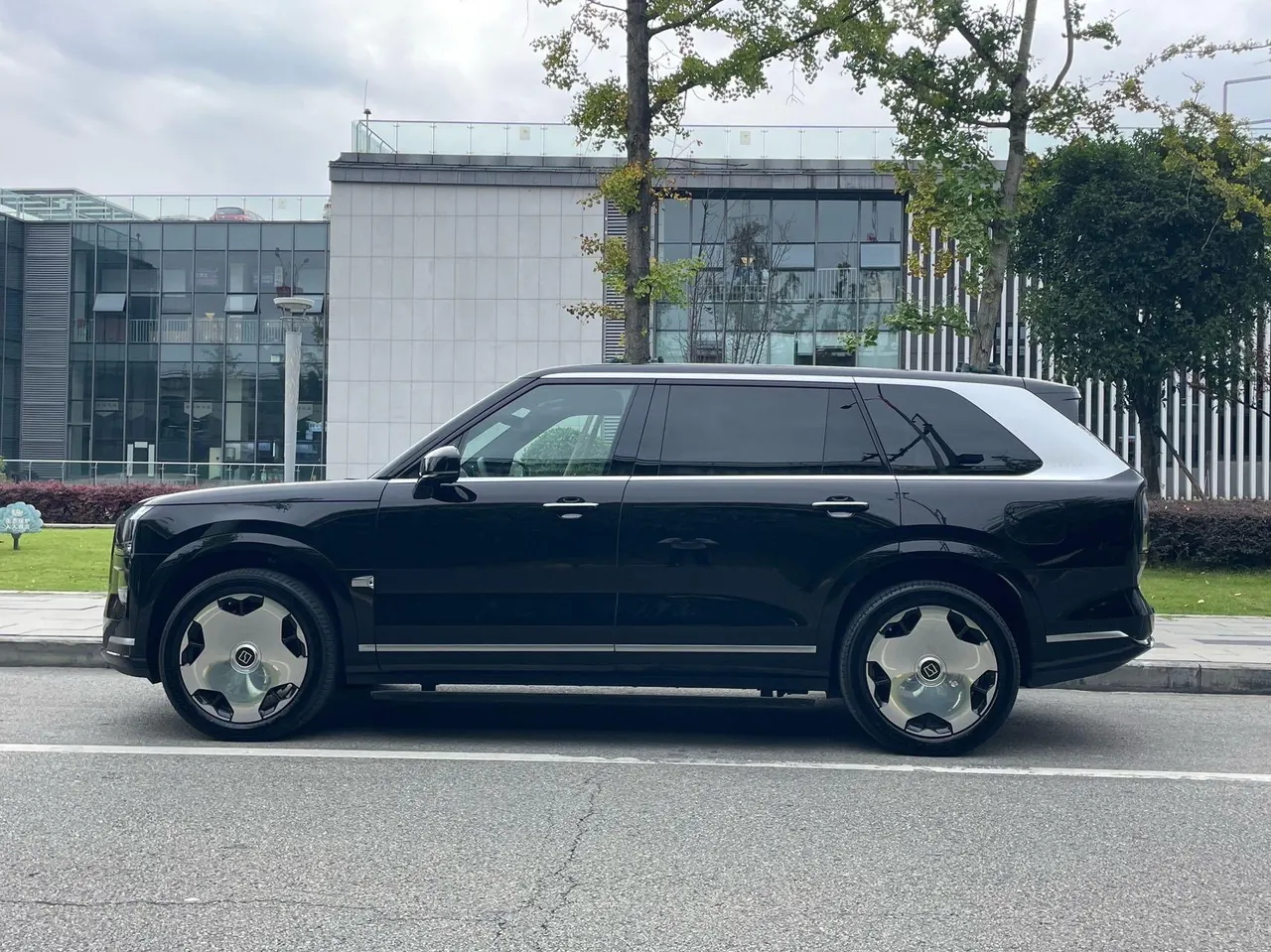 Zeekr 2025 Zeekr 9X 2.0T Ultra Edition 70kWh Automatic Gear 3
