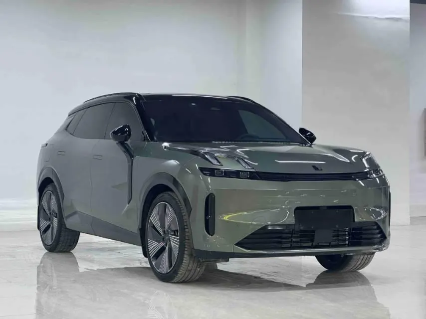 LYNK&amp;CO 2023 LYNK&amp;CO 08 EM-P 1.5T 220km four-wheel drive performance Halo automatic gear 3