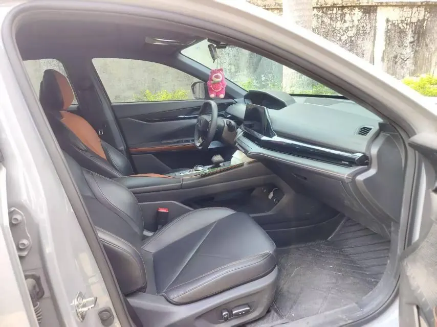 ChangAn 2023 UNI-V Smart Electric iDD 1.5T 113km Smart Fun (Fast Edition) Automatic Gear 4