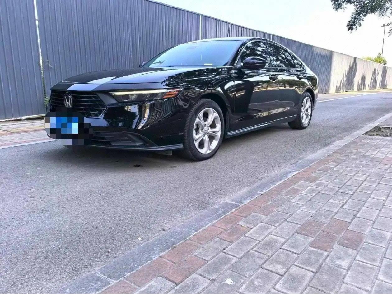 Open image lightbox: Honda 2023 11th Generation Accord 1.5T Stepless 260TURBO Smart Edition Automatic Gear