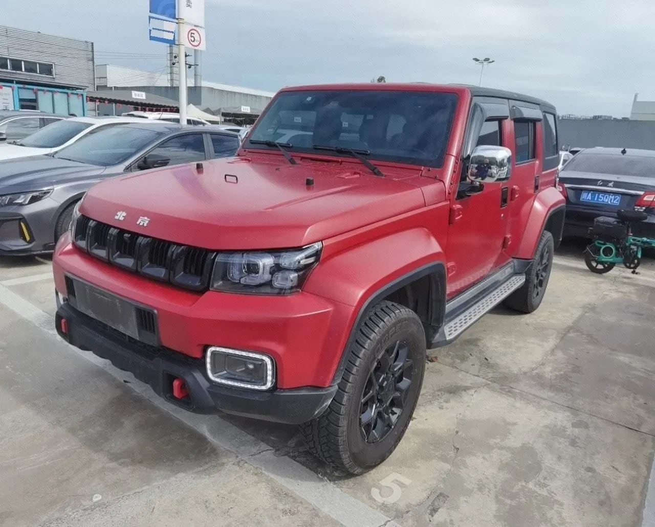 Open image lightbox: Beijing 2021 BJ40 2.0T four-wheel drive blade hero version chivalrous automatic gear