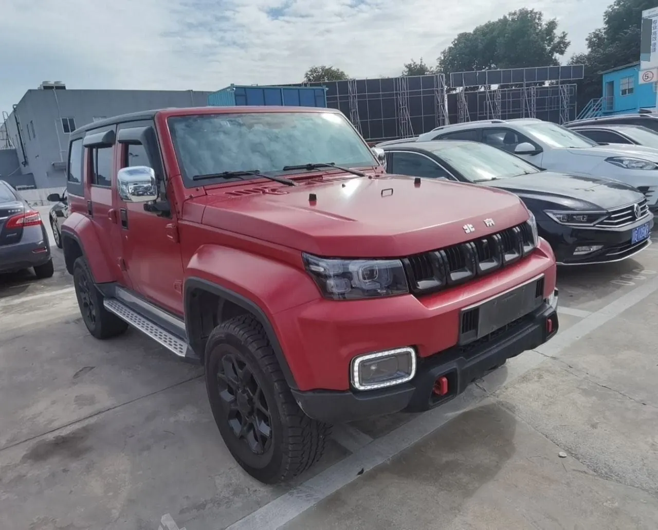 Beijing 2021 BJ40 2.0T four-wheel drive blade hero version chivalrous automatic gear 3