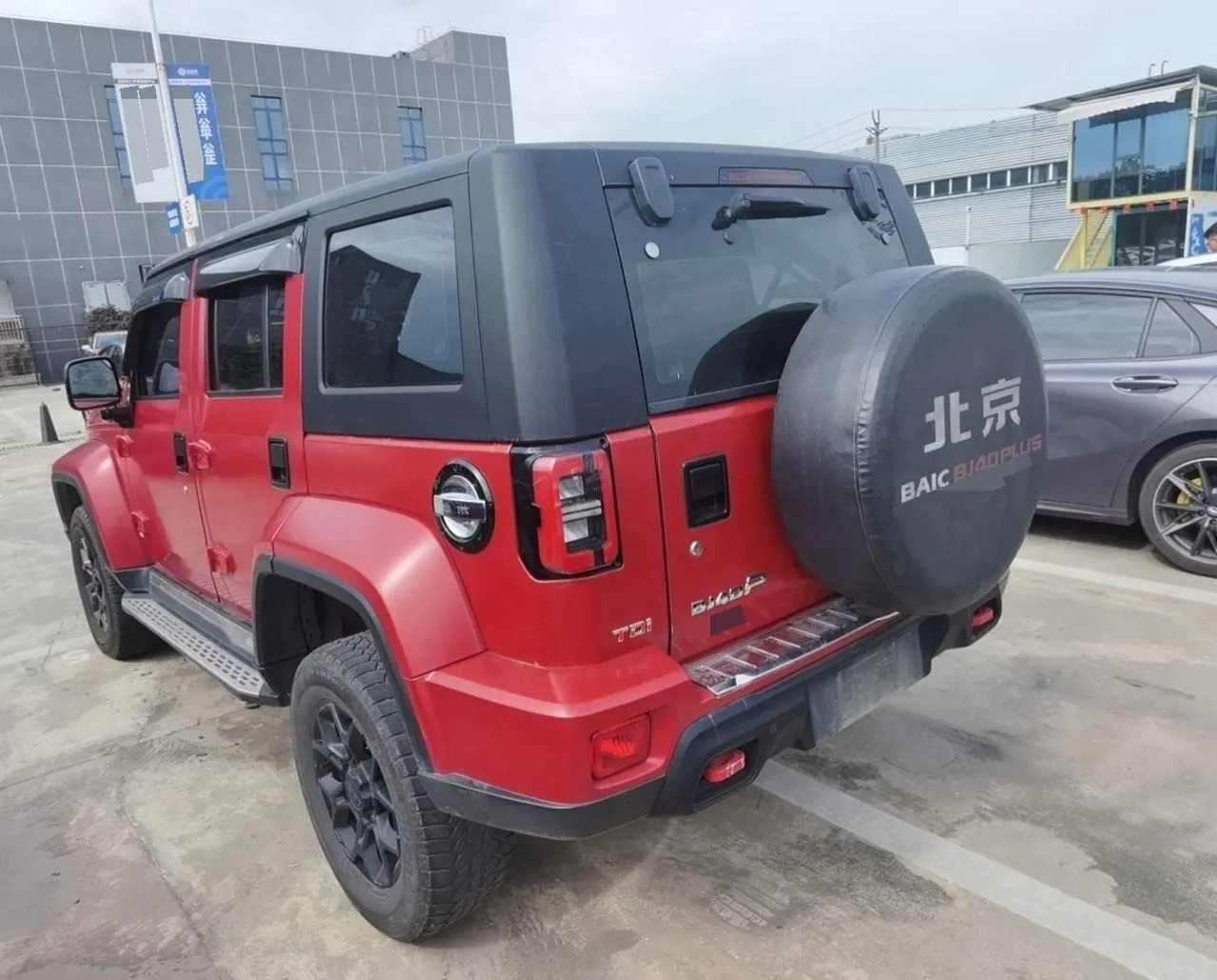 Beijing 2021 BJ40 2.0T four-wheel drive blade hero version chivalrous automatic gear 4