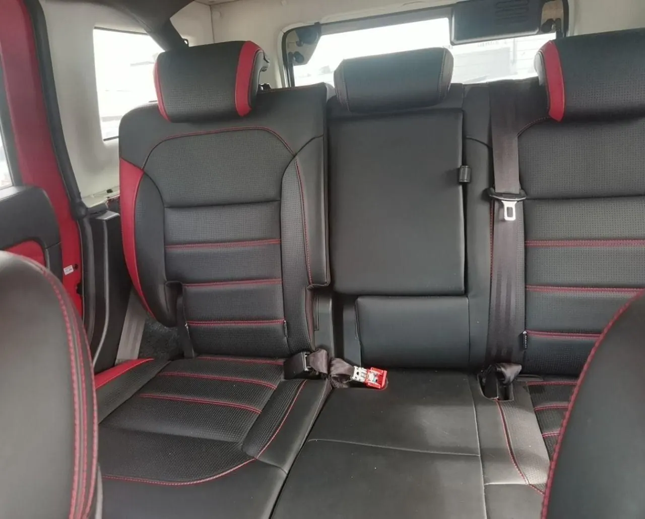 Beijing 2021 BJ40 2.0T four-wheel drive blade hero version chivalrous automatic gear 8