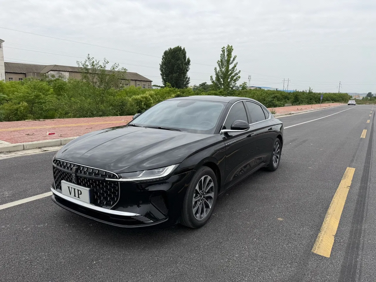 Открыть галерею: Lincoln 2025 Lincoln Z 2.0T Zunshang Edition Automatic Gear