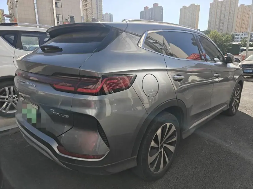 BYD 2023 Song PLUS DM-i 1.5 Stepless Champion Edition 110KM Flagship PLUS Automatic Gear 4