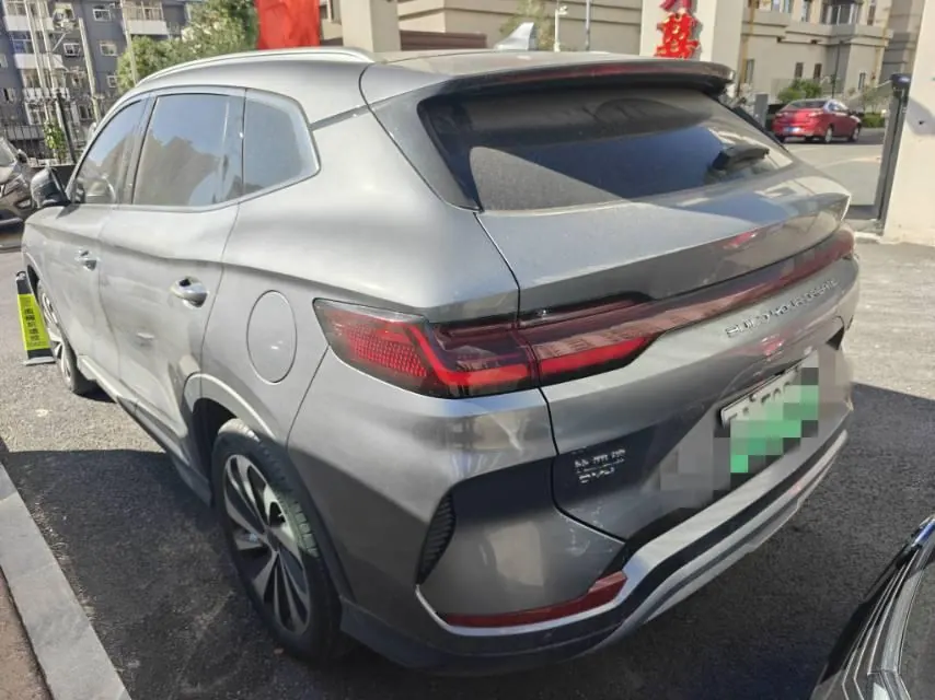 BYD 2023 Song PLUS DM-i 1.5 Stepless Champion Edition 110KM Flagship PLUS Automatic Gear 6