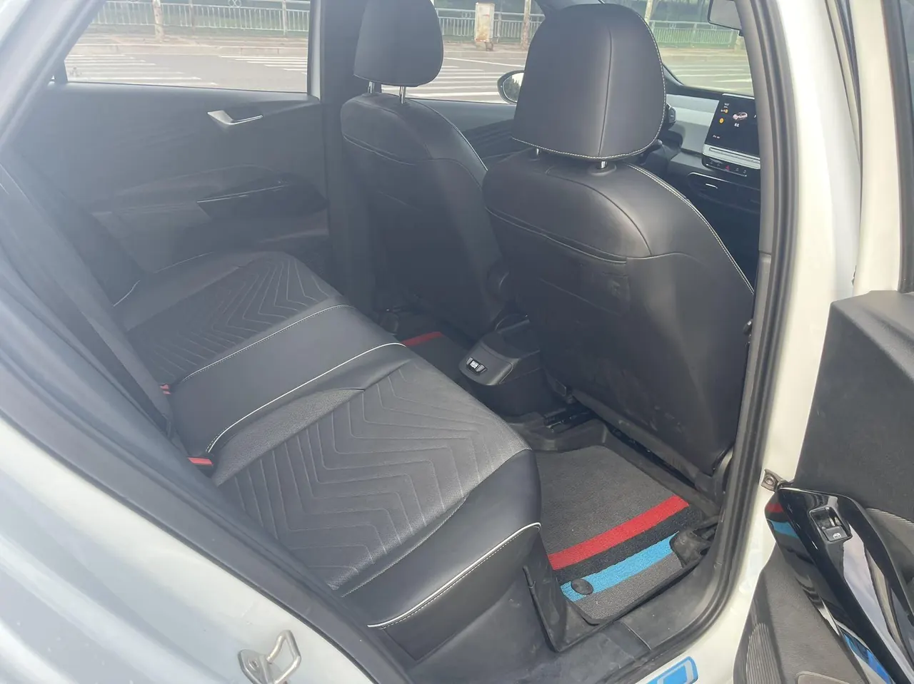 Volkswagen 2023 ID. 3 Upgraded Pure Smart Edition, Automatic Transmission 5