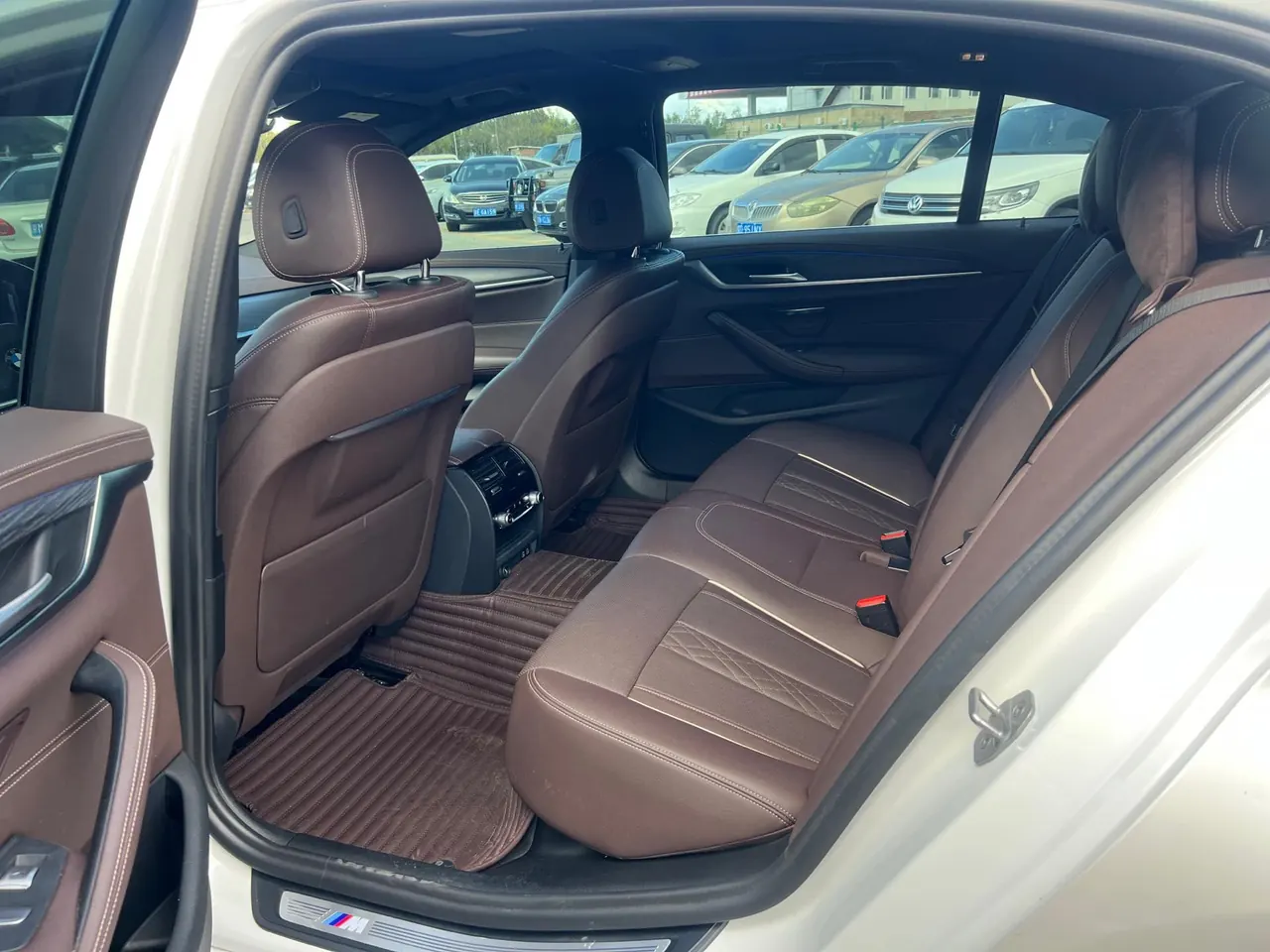 BMW 5 Series 2021 530Li 2.0T Leading M Sports Suit Automatic Gear 6