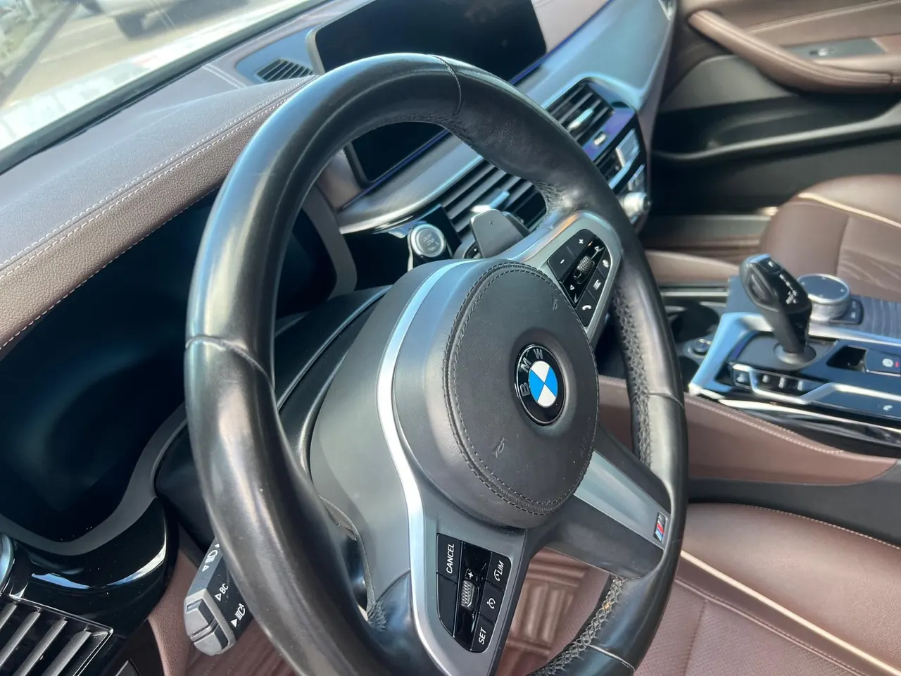 BMW 5 Series 2021 530Li 2.0T Leading M Sports Suit Automatic Gear 8