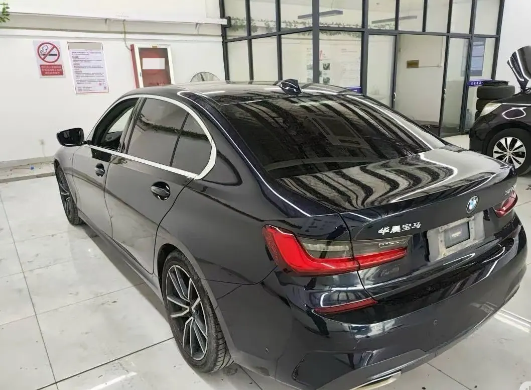 BMW 3 Series 2021 325Li 2.0T M Sports Suit (Modified) Automatic Gear 3