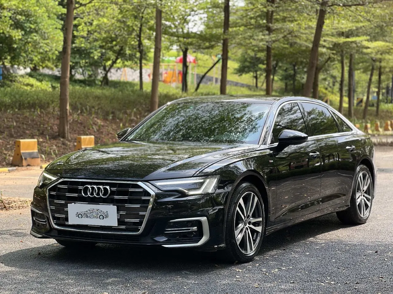 Open image lightbox: Audi 2023 A6L 2.0TFSI 40TFSI Deluxe Dynamic Automatic