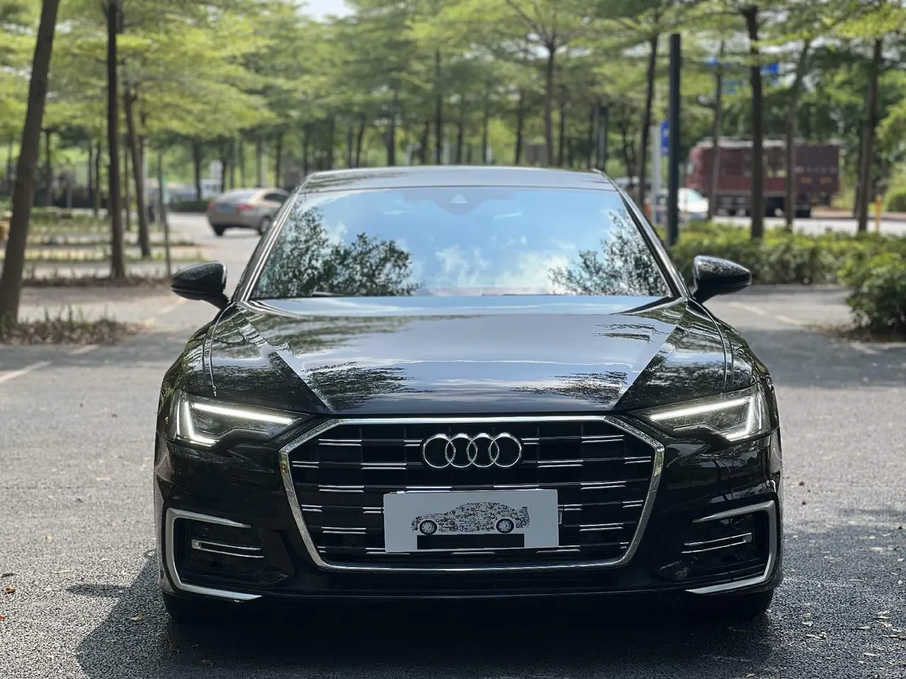 Audi 2023 A6L 2.0TFSI 40TFSI Deluxe Dynamic Automatic 2