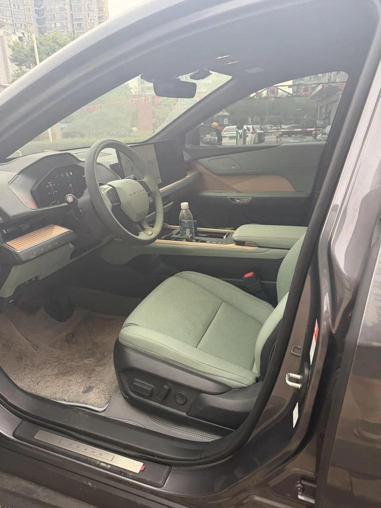 Lexus ES (Imported) 2026 ES300h 2.0 Stepless Automatic Gear 4