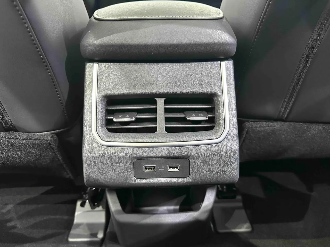Haval 2023 H6 1.5T National Tide Champion Edition Automatic Gear 12