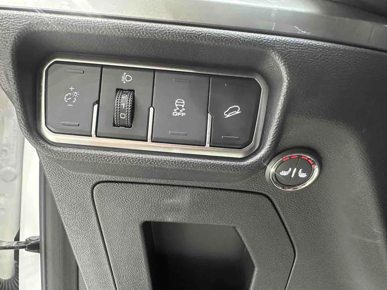 Haval 2023 H6 1.5T National Tide Champion Edition Automatic Gear 9