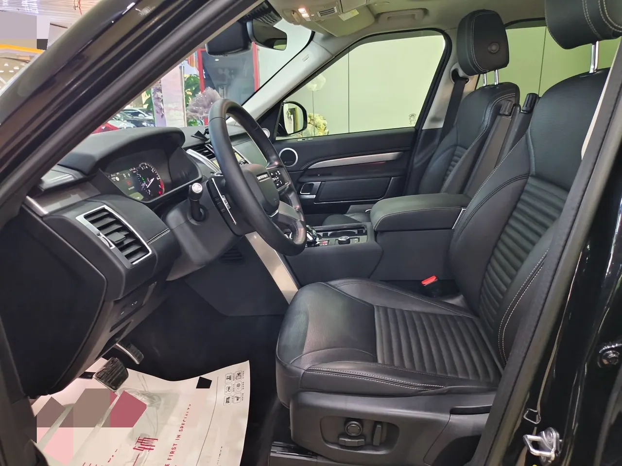 Land Rover found (imported) 2023 found 5 48V 3.0T 360PS R-Dynamic S automatic gear 4