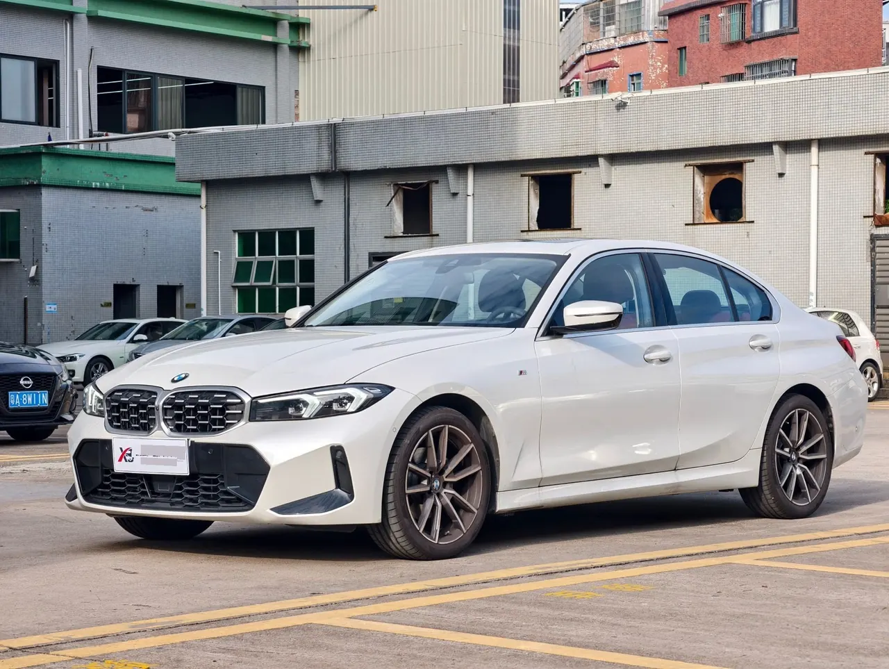 BMW 3 Series 2026 325i 2.0T M Sports Suit Automatic Gear 7