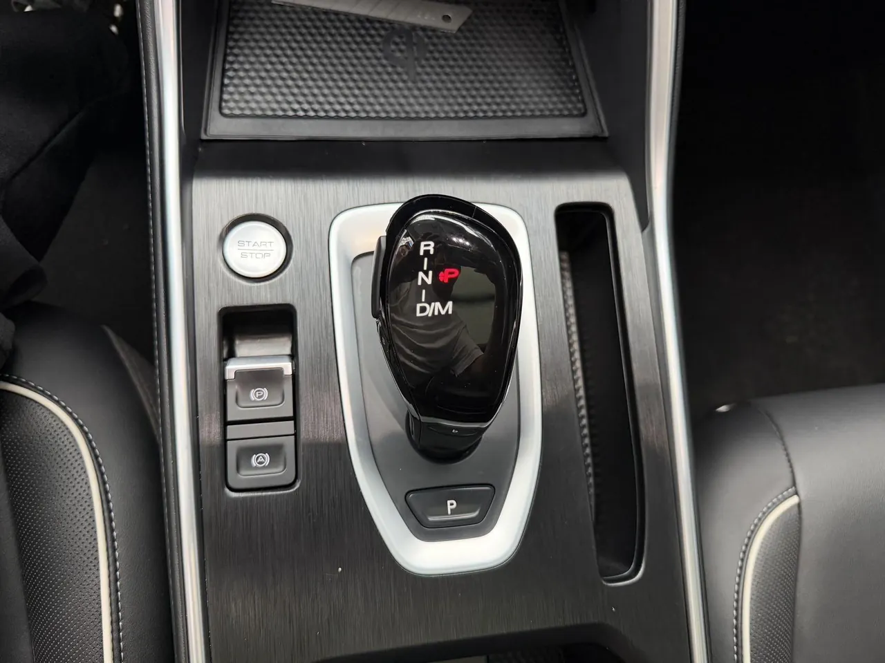 Haval 2023 H6 1.5T National Tide Champion Edition Automatic Gear 9