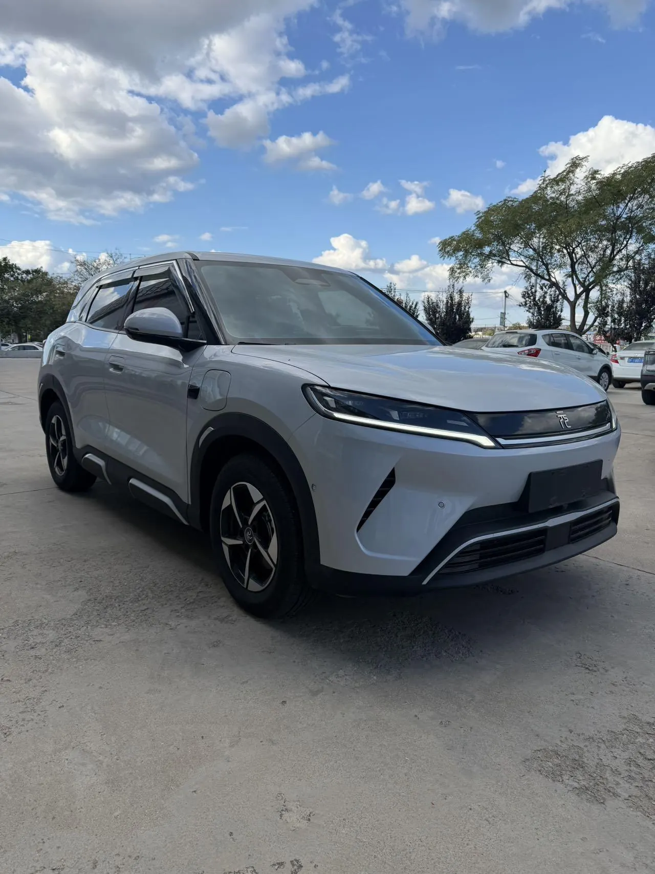 BYD 2025 Yuan UP Smart Driving 401KM Leading Automatic Gear 3