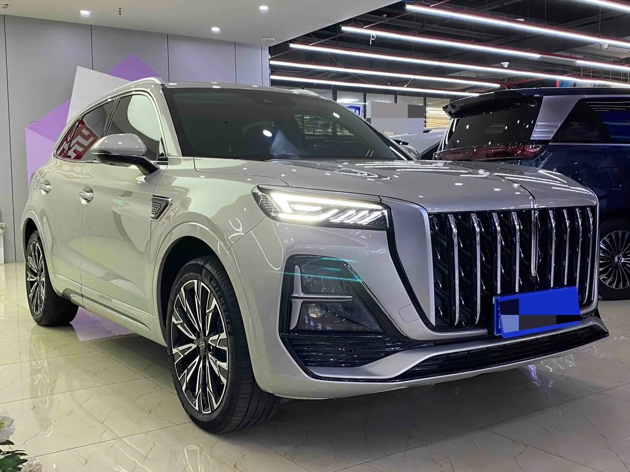HongQi 2023 HS5 2.0T 4-wheel drive flag enjoy Pro version automatic gear 3