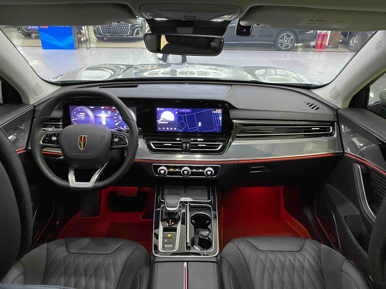 HongQi 2023 HS5 2.0T 4-wheel drive flag enjoy Pro version automatic gear 6