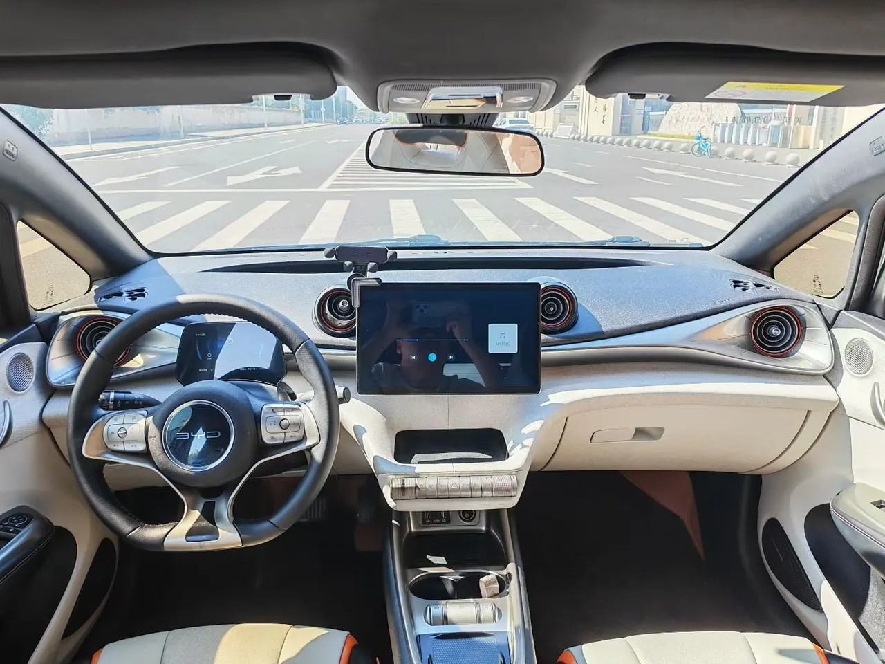 BYD 2021 Dolphin 405km Fashion Edition Automatic 6