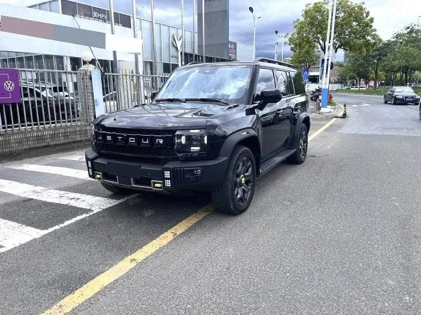 Jetour 2025 ShanHai T2 C- DM 1.5T 206km XWD Crossing Long Edition 7-seat Automatic Gear - View 1