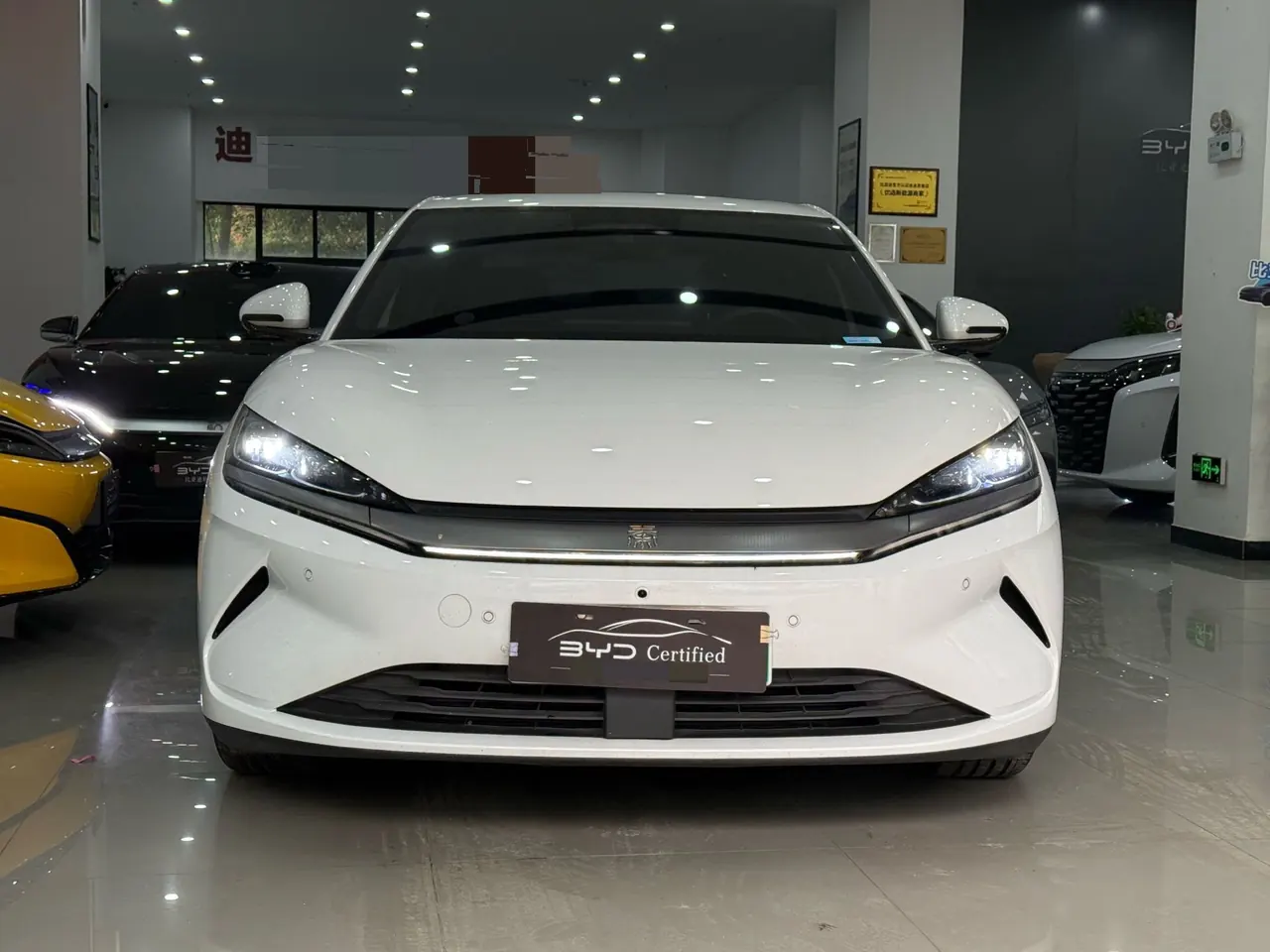 BYD 2025 Qin L EV 545KM cloud chariot type automatic gear 2