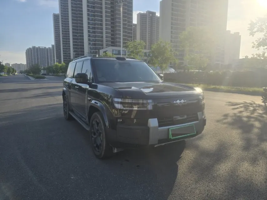 FangChengBao 2025 titanium 7 1.5T stepless 190KM four-wheel drive Ultra version of automatic gear 3