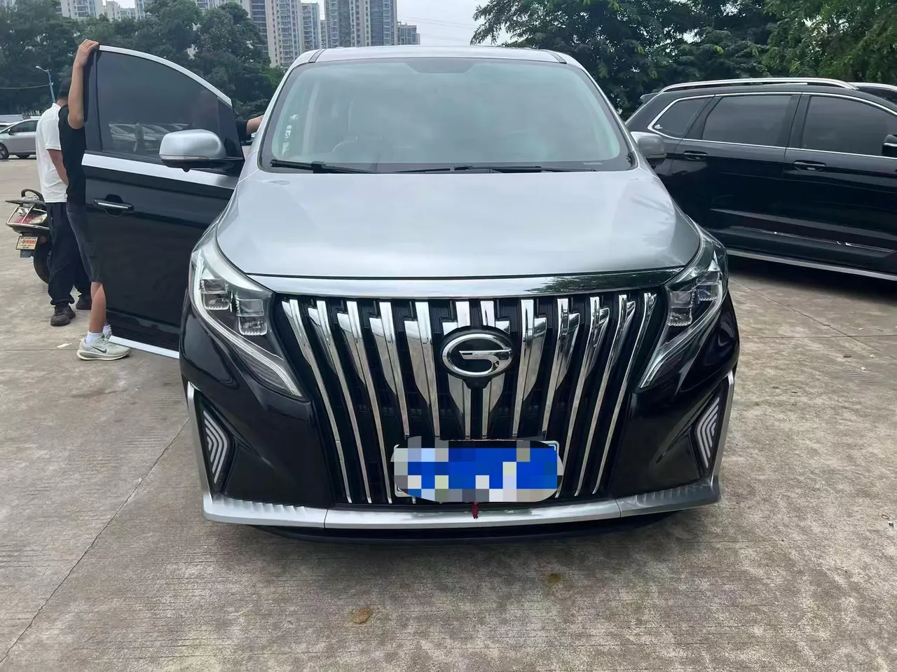 GAC Trumpchi 2021 M8 2.0T 390T Prestige Series Luxury Edition, Automatic Transmission 4