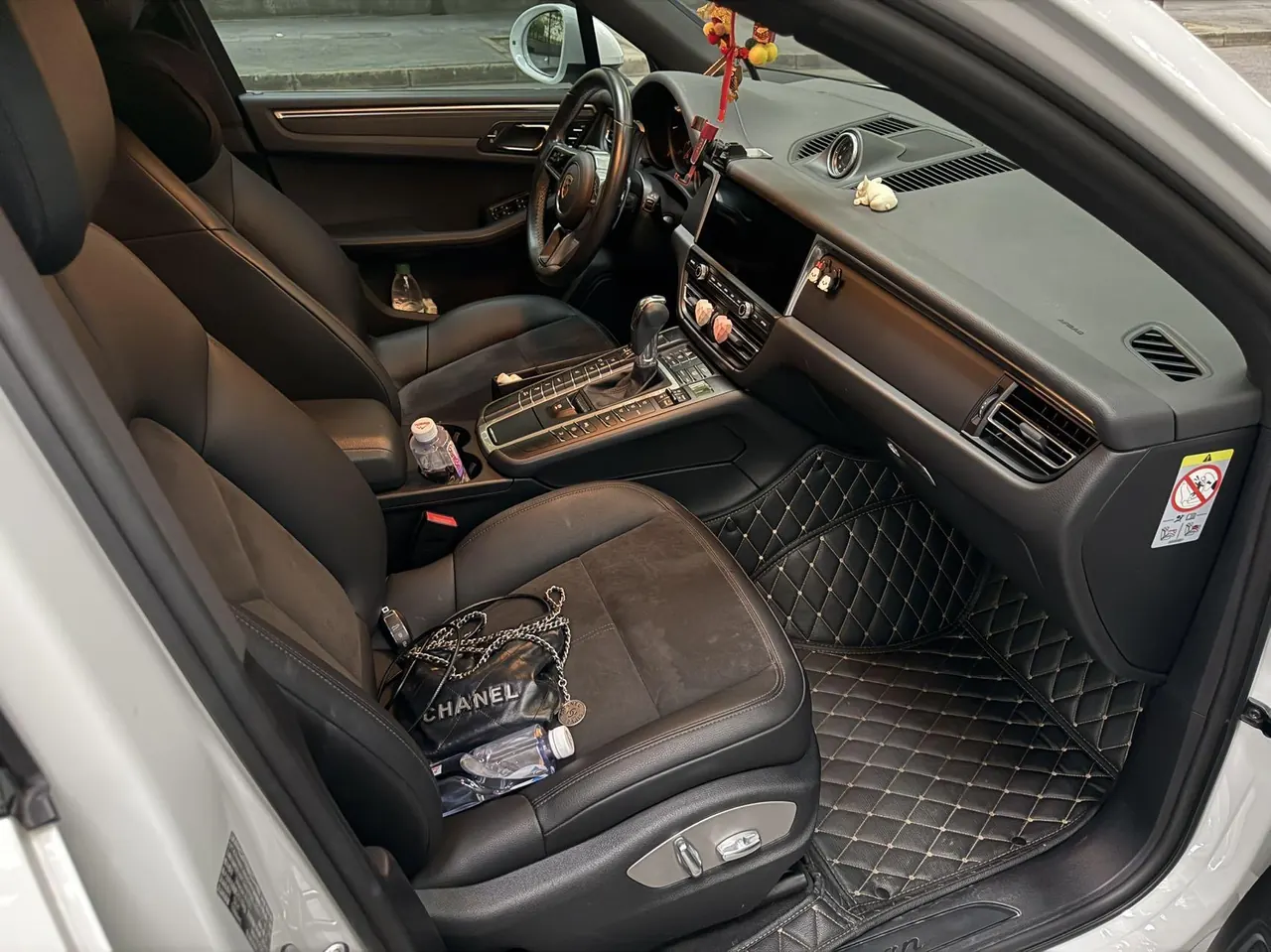 Porsche Macan (Imported) 2020 Macan 2.0T Automatic Gear 3