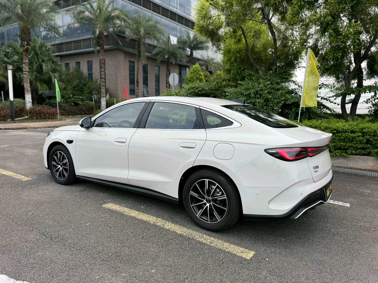 BYD 2025 seals 06 DM-i 1.5 stepless smart driving version 120KM exclusive automatic gear 10