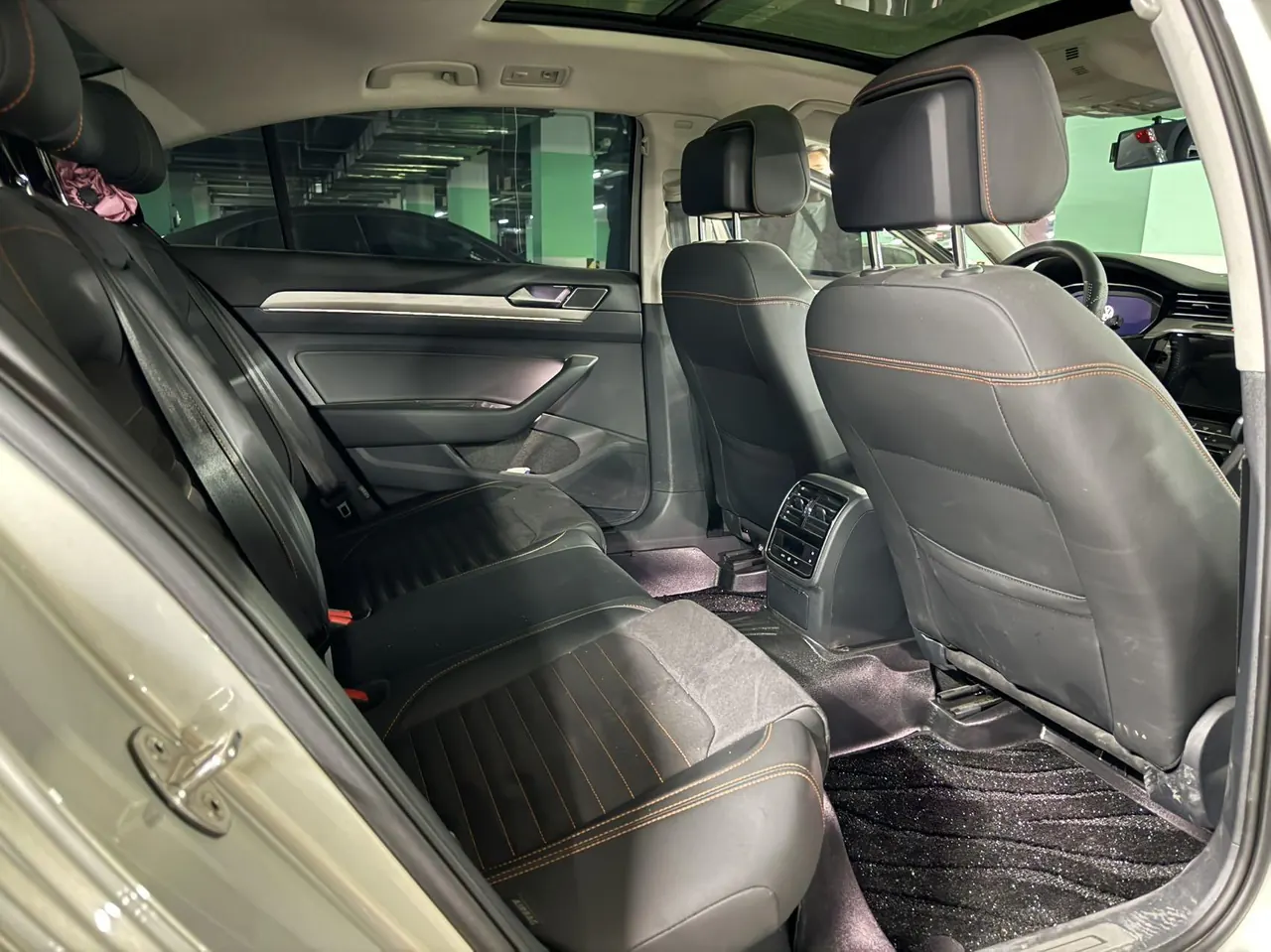 Volkswagen 2020 Magotan 2.0TSI 330TSI luxury automatic transmission 6