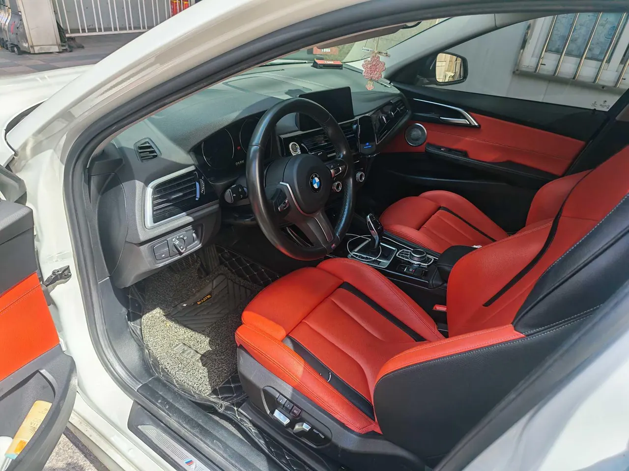 BMW 1 Series 2021 120i 1.5T M Sports Obsidian Night Edition Automatic Gear 2