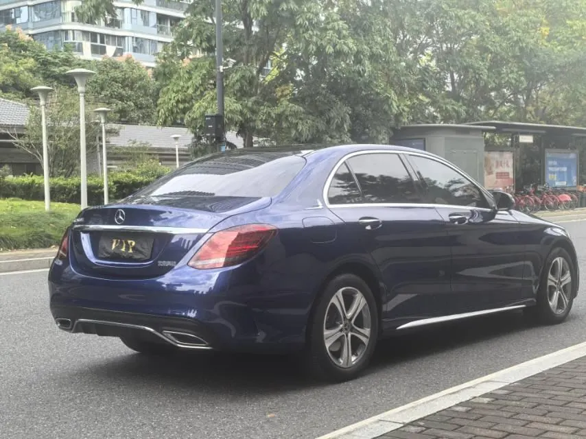 Mercedes Benz Class C 2021 C 260 L 48V 1.5T Sports Edition Automatic Gear 4