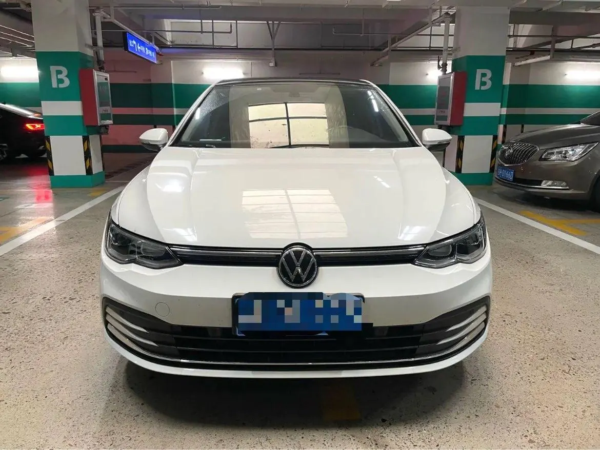 Volkswagen 2021 Golf 8 PRO 1.4TSI 280TSI Automatic 2