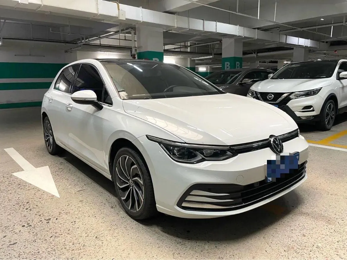 Volkswagen 2021 Golf 8 PRO 1.4TSI 280TSI Automatic 3