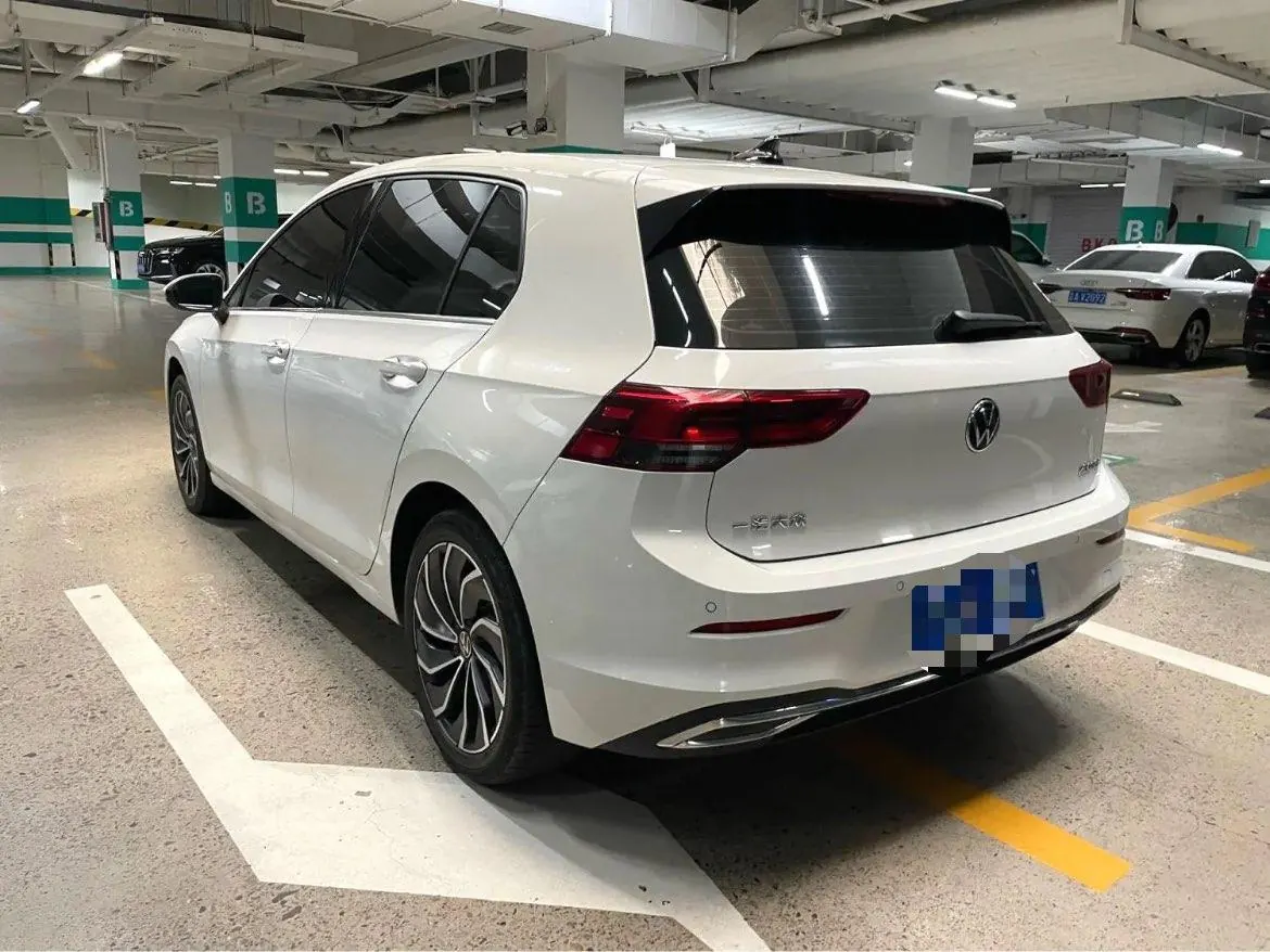Volkswagen 2021 Golf 8 PRO 1.4TSI 280TSI Automatic 4