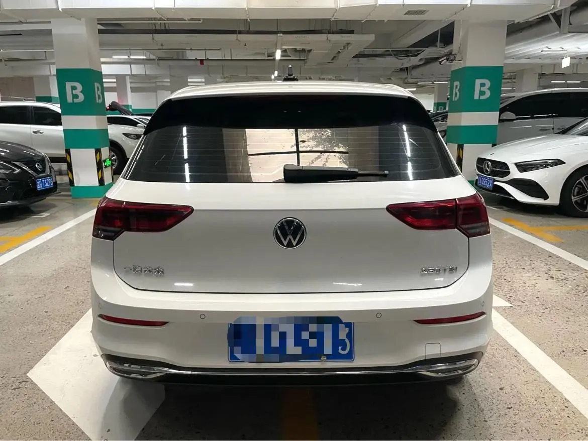 Volkswagen 2021 Golf 8 PRO 1.4TSI 280TSI Automatic 5