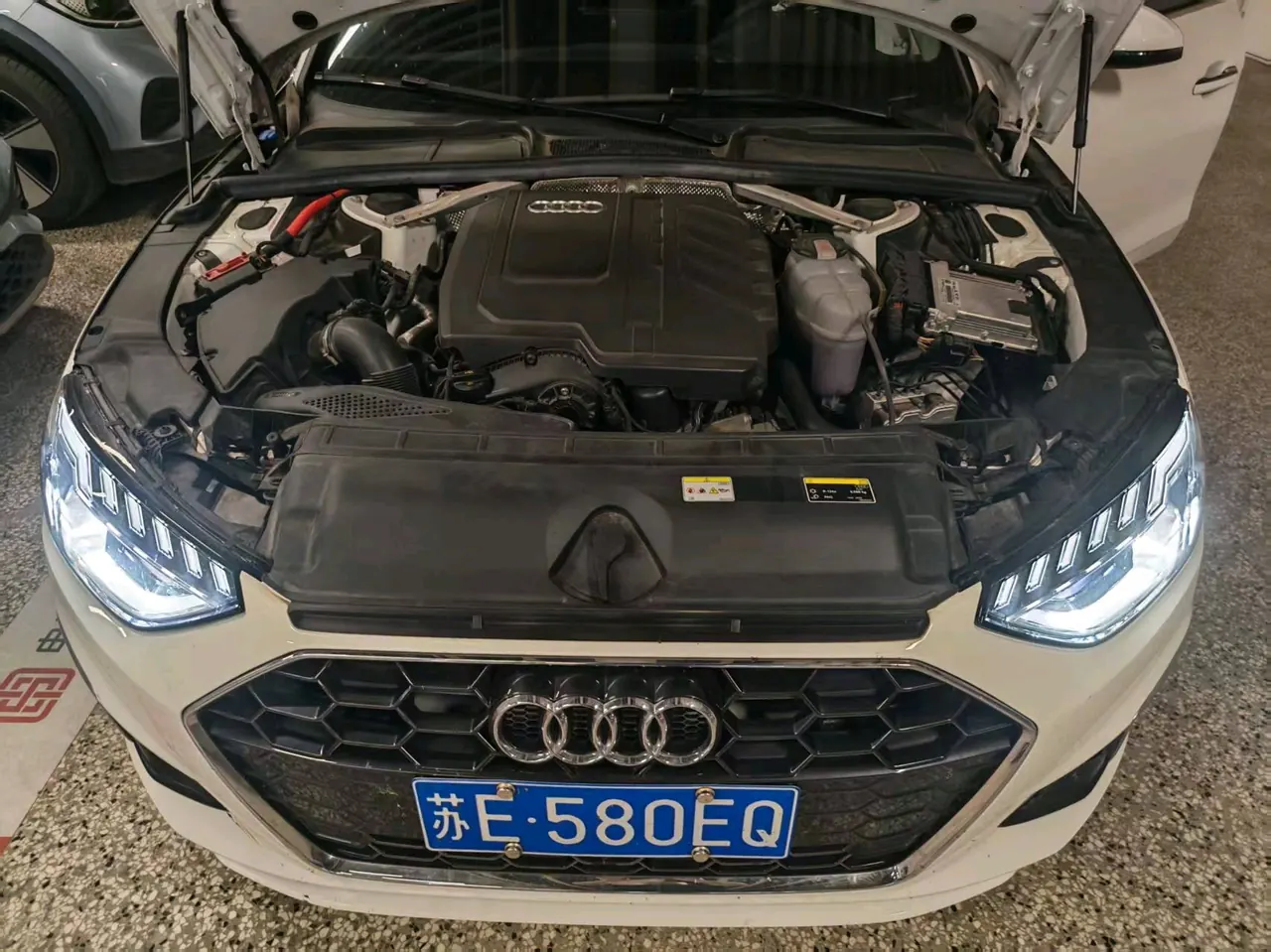 Audi 2024 A4L 2.0TFSI 40TFSI Fashion Dynamic Automatic 3